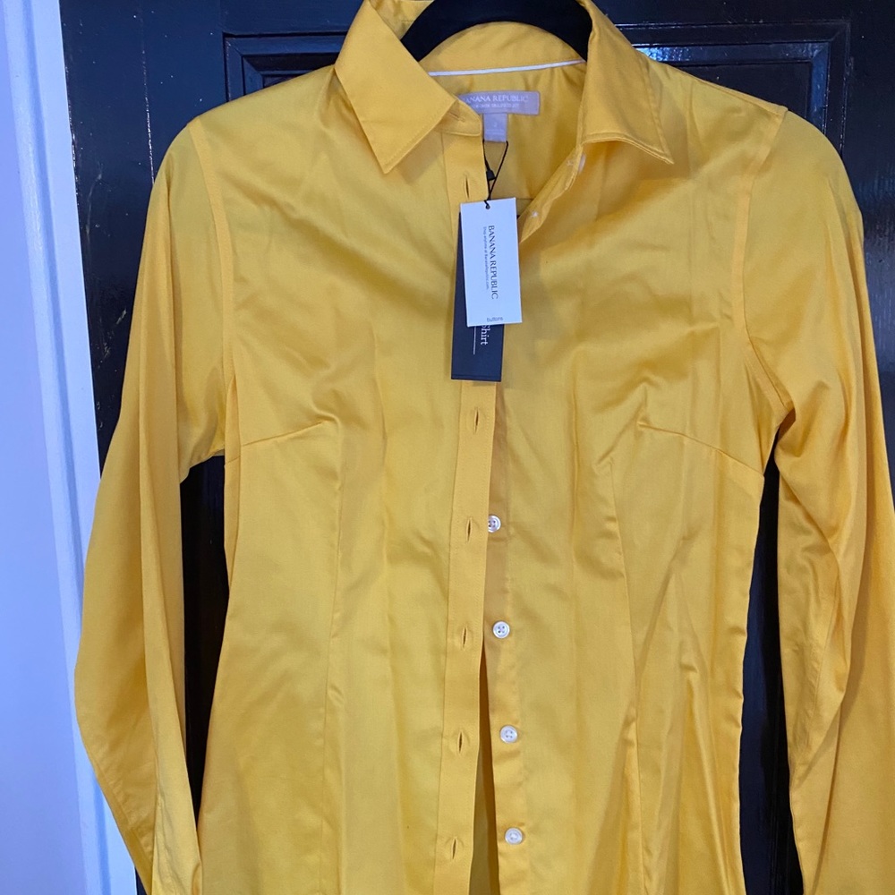 Banana Republic collared shirt